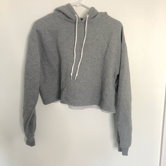 wild fable Tops - SOLD! Cropped Grey Hoodie wild fable Tops - SOLD! Cropped Grey Hoodie
